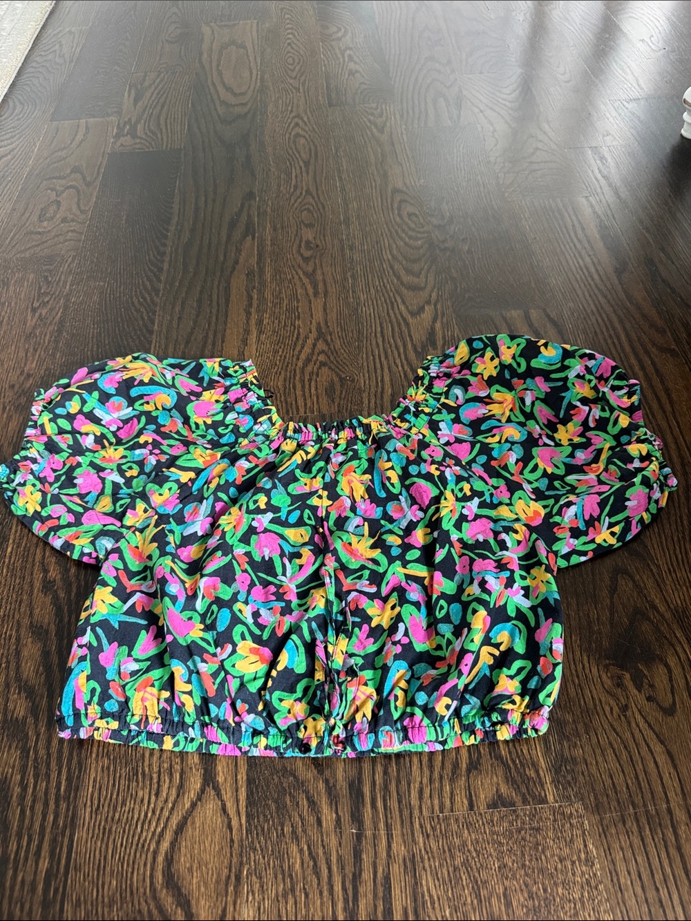 Tanya Taylor Black Floral Puff-Sleeve Crop Top with Multicolor Print